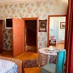 Altes Handelshaus 3*
