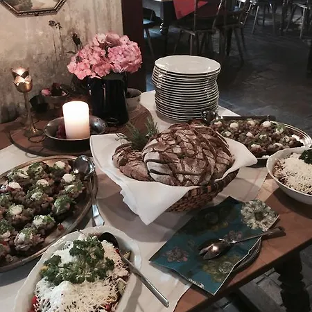 Altes Handelshaus Гостевой дом 3*