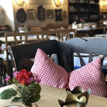 Altes Handelshaus Гостевой дом 3*