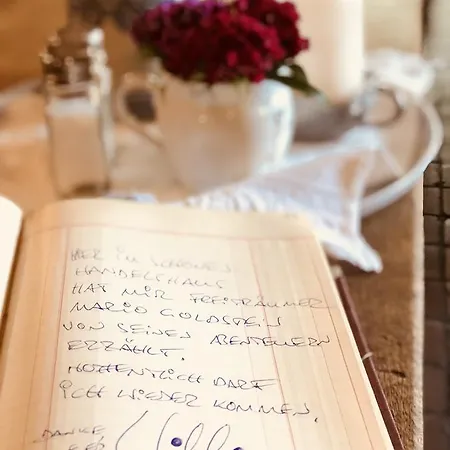 Altes Handelshaus Гостевой дом 3*