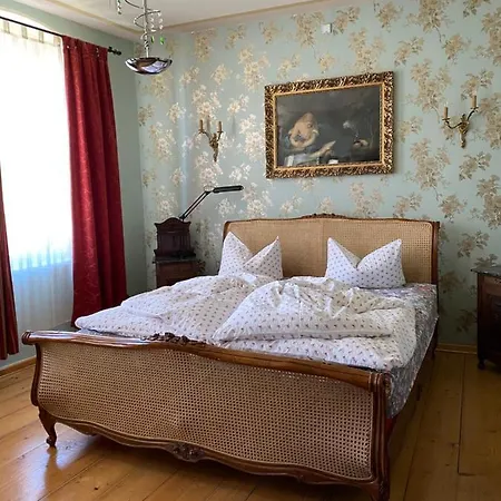 Altes Handelshaus Гостевой дом