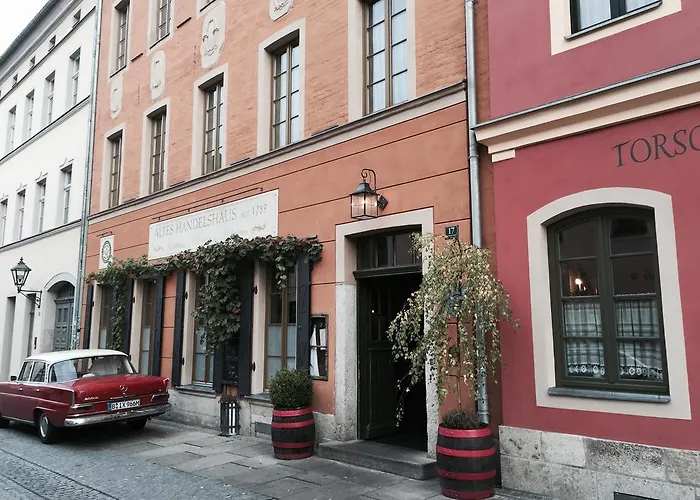 Altes Handelshaus בית הארחה פלאואן