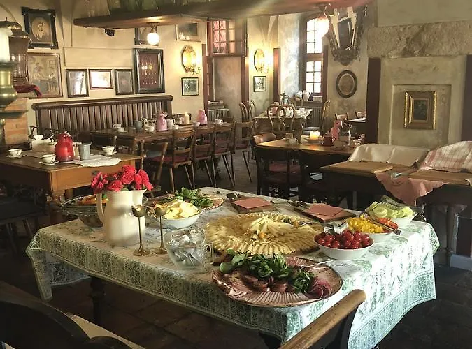 Altes Handelshaus פלאואן