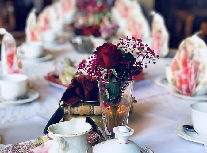 Altes Handelshaus בית הארחה פלאואן