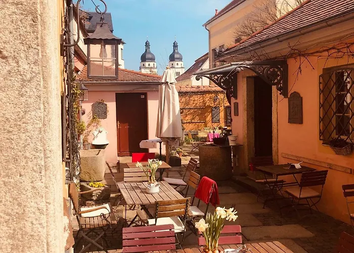 Altes Handelshaus פלאואן